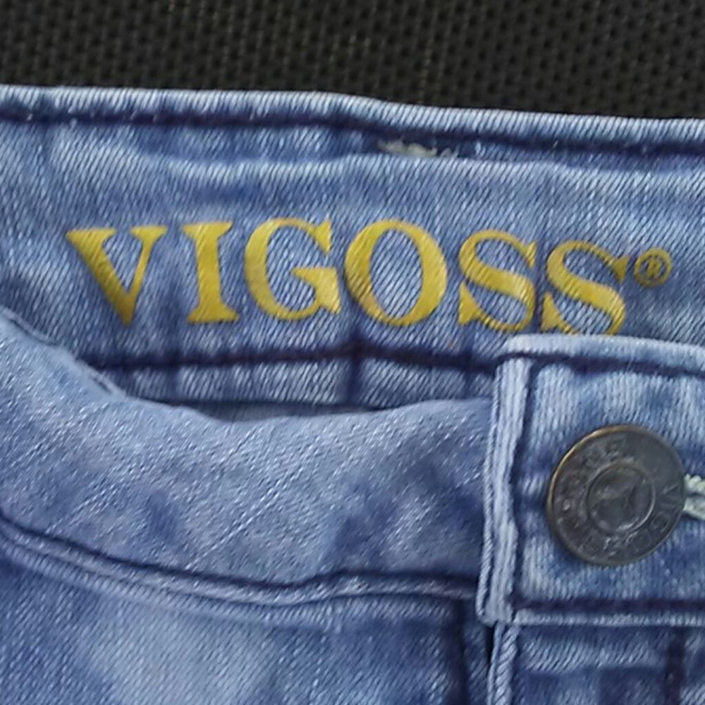 Shorts - Picture 4 of 5